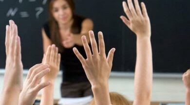 “Öğretmenlik Meslek Kanunu” ucubesi, öğretmenlerimizi AKP’giller’in eğitim köleleri haline getiriyor.